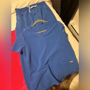 Figs scrubs🩺🥼💙